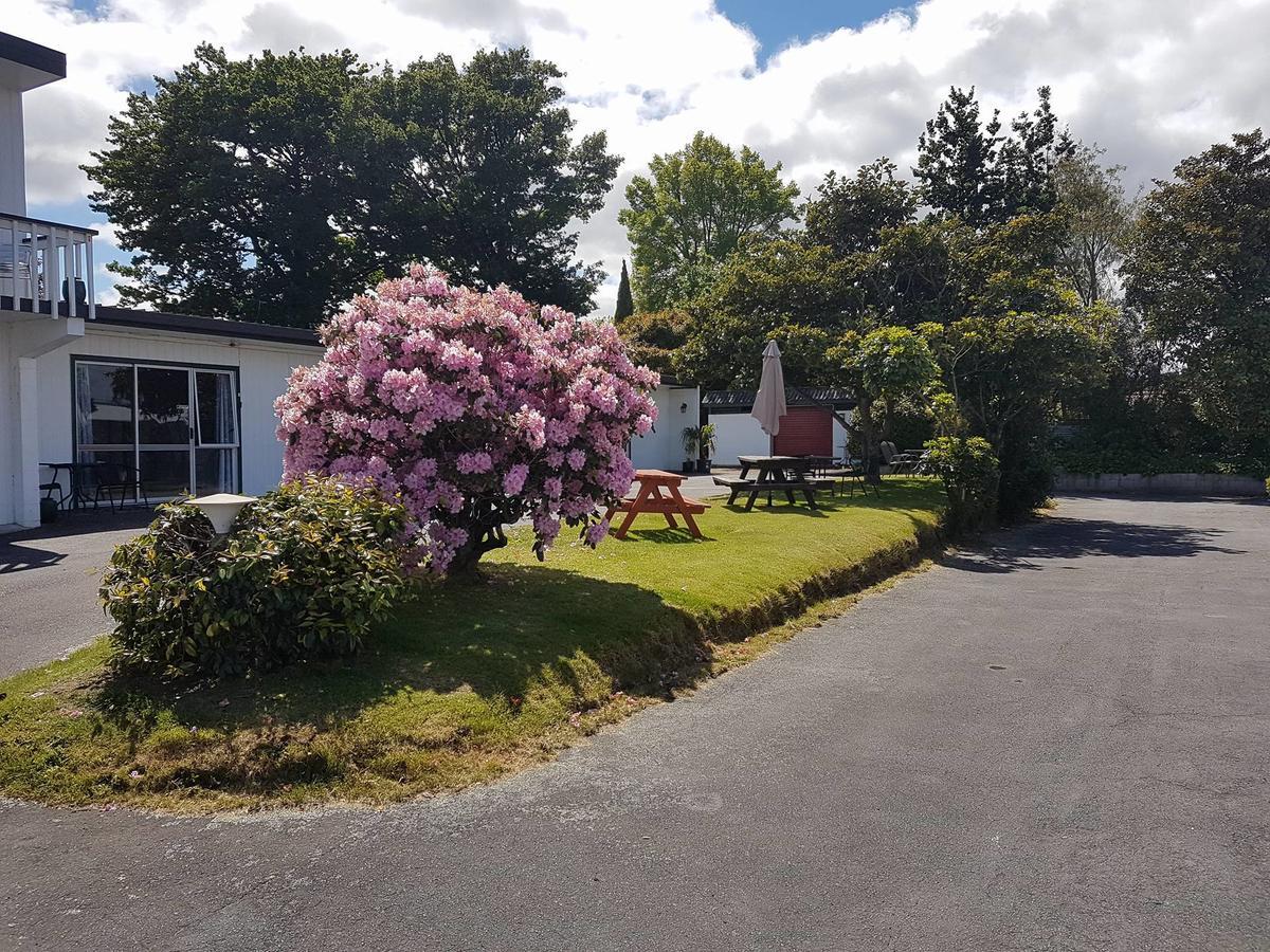 Adelphi Motel Taupo Exterior photo